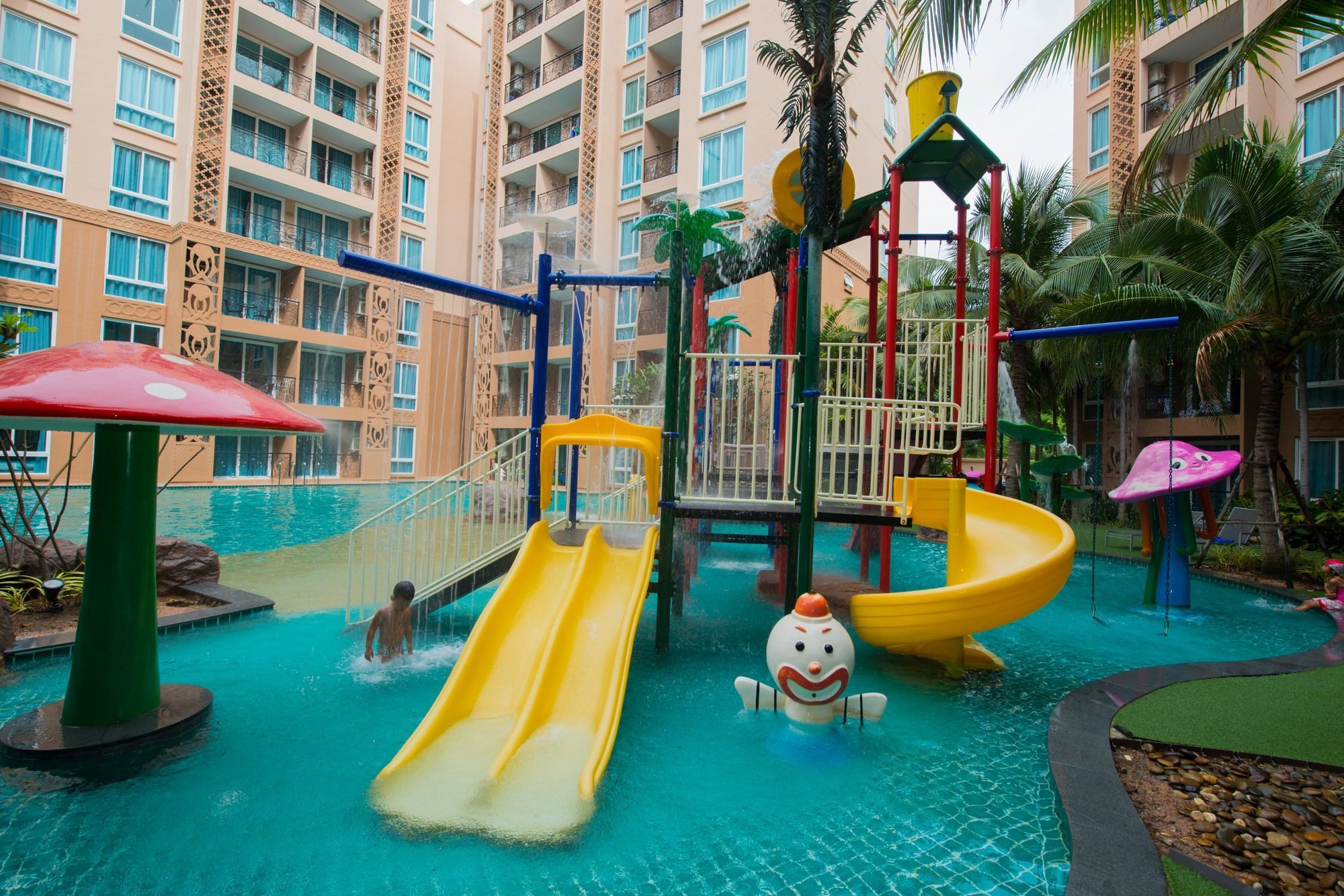 Atlantis Pattaya High Service Jomtien Beach Exterior foto